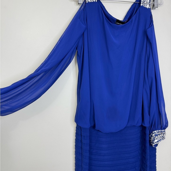 LAURA PLUS 14+ ELEGANT BLUE DRESS WITH SPARKLY BEADS 16W - Picture 4 of 13